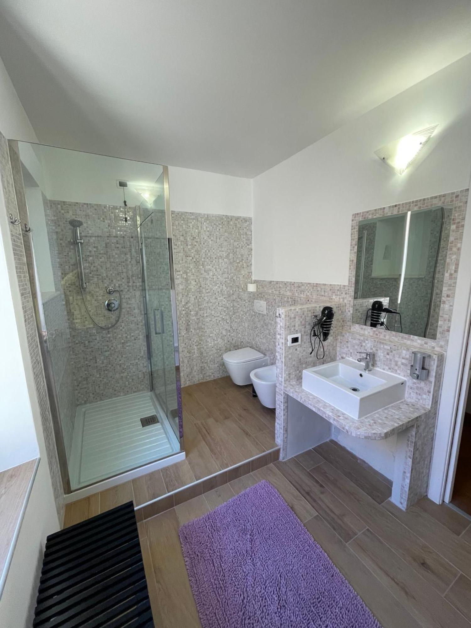 Appartamento Suite Sardinia Holiday กาญารี ภายนอก รูปภาพ