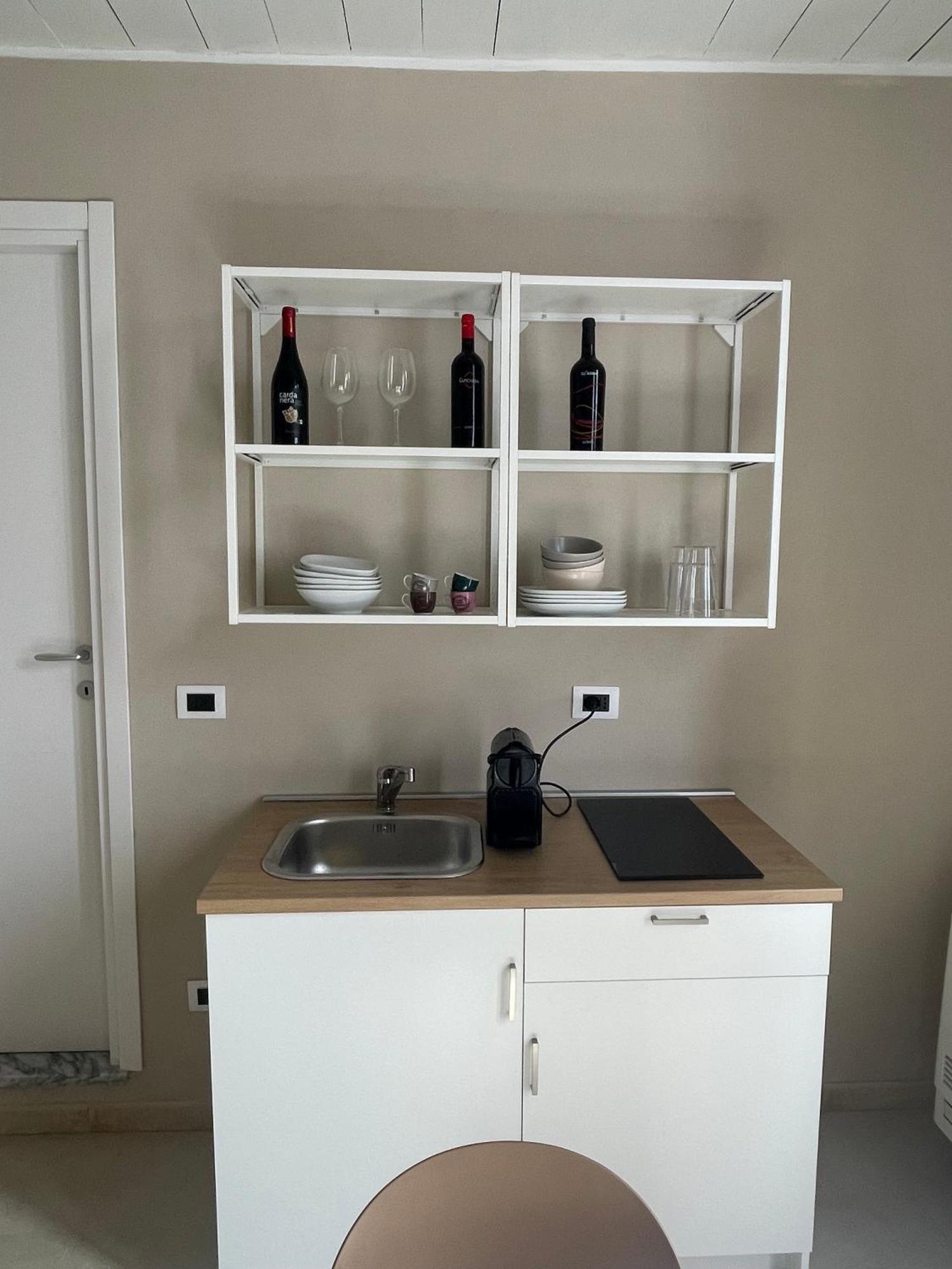Appartamento Suite Sardinia Holiday กาญารี ภายนอก รูปภาพ